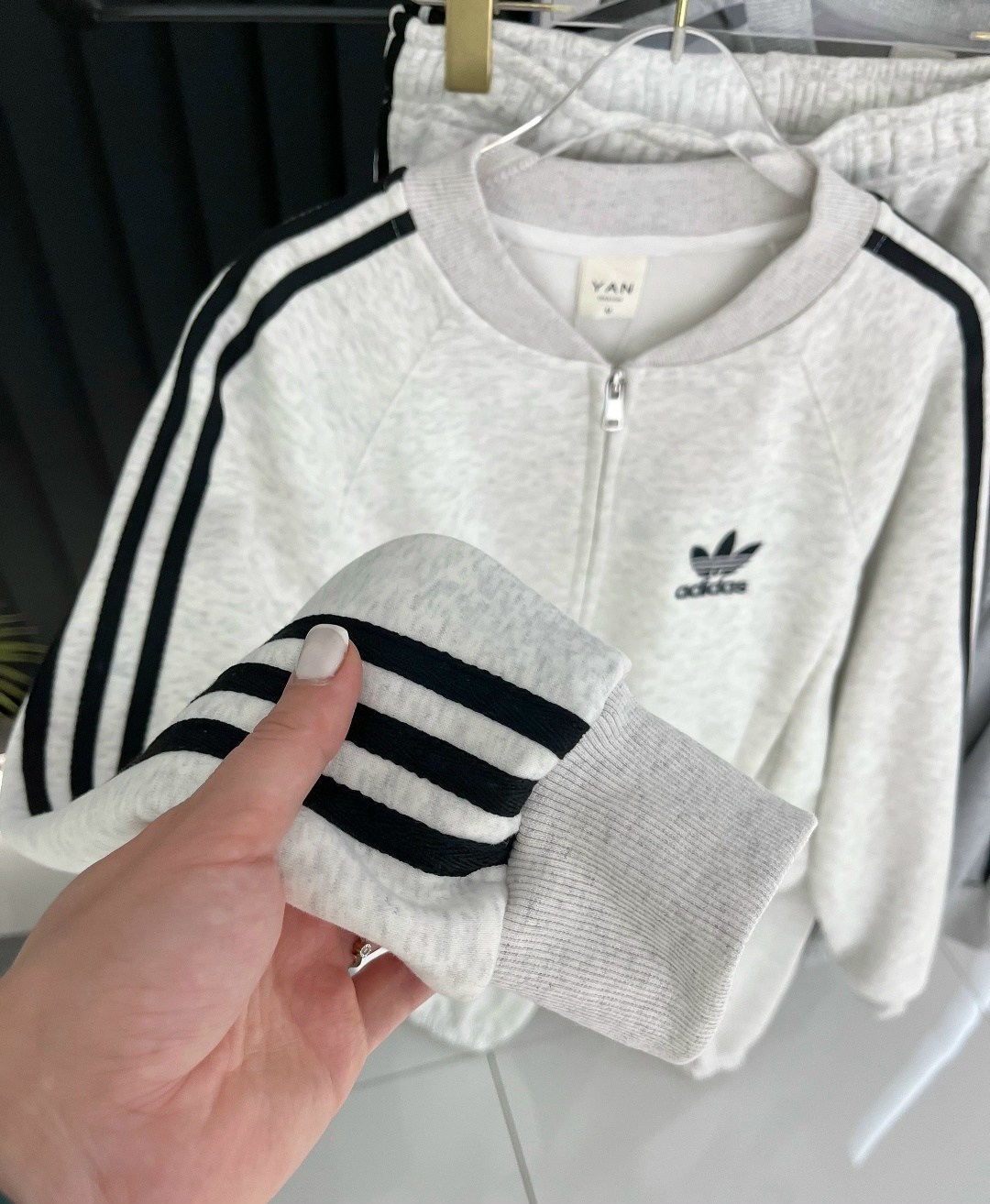 спортивный костюм adidas,костюм спортивный adidas originals костюм,спортивные костюмы адидас,спортивный костюм adidas originals,костюм адидас