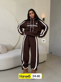 Костюм
