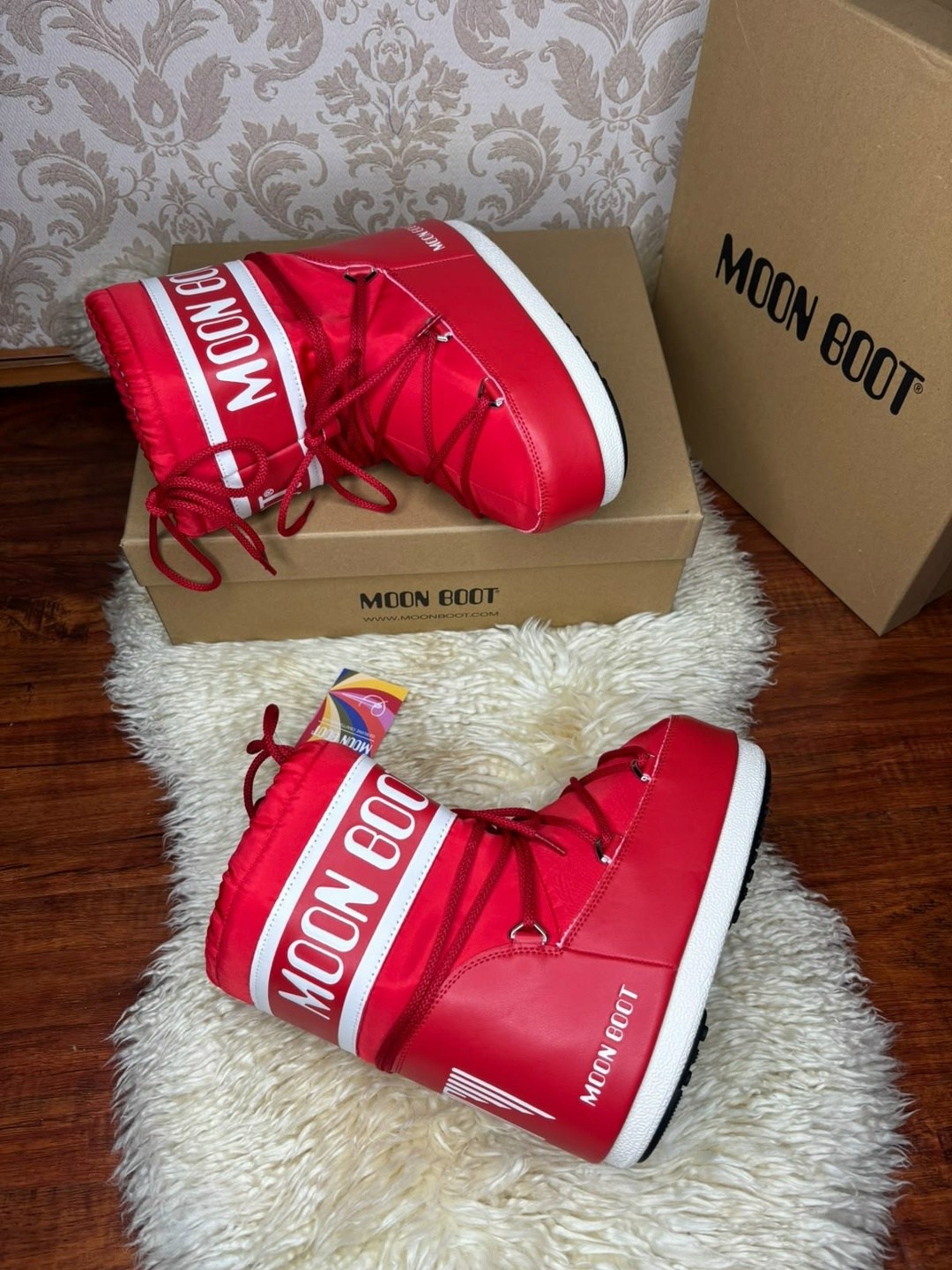 сноубутсы moon boot,moon boot зимние ботинки,дутики moon boot,ботинки moon boot,луноходы moon boot