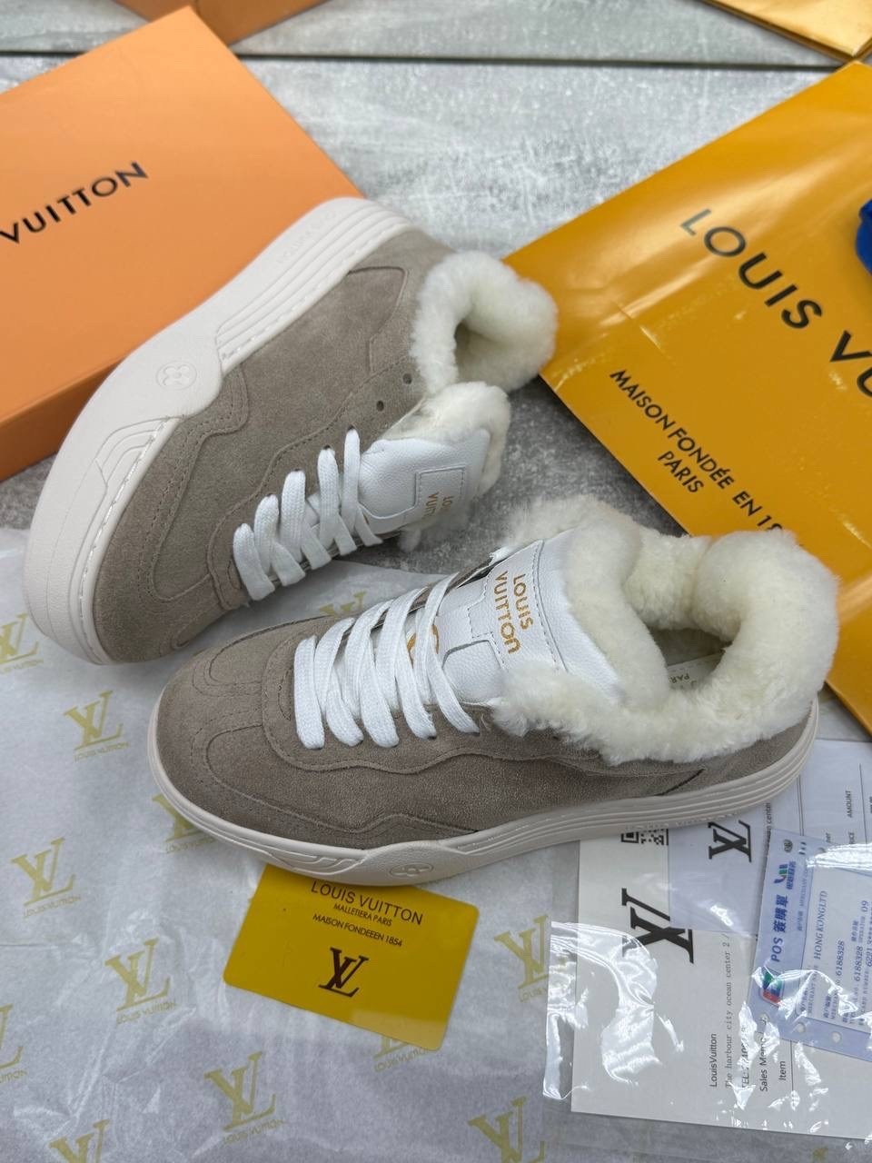 кроссовки женские louis vuitton,louis vuitton зимние кроссовки,кеды louis vuitton time out зимние бежевые,кроссовки louis vuitton,кеды женские зимние louis vuitton lv 36-41