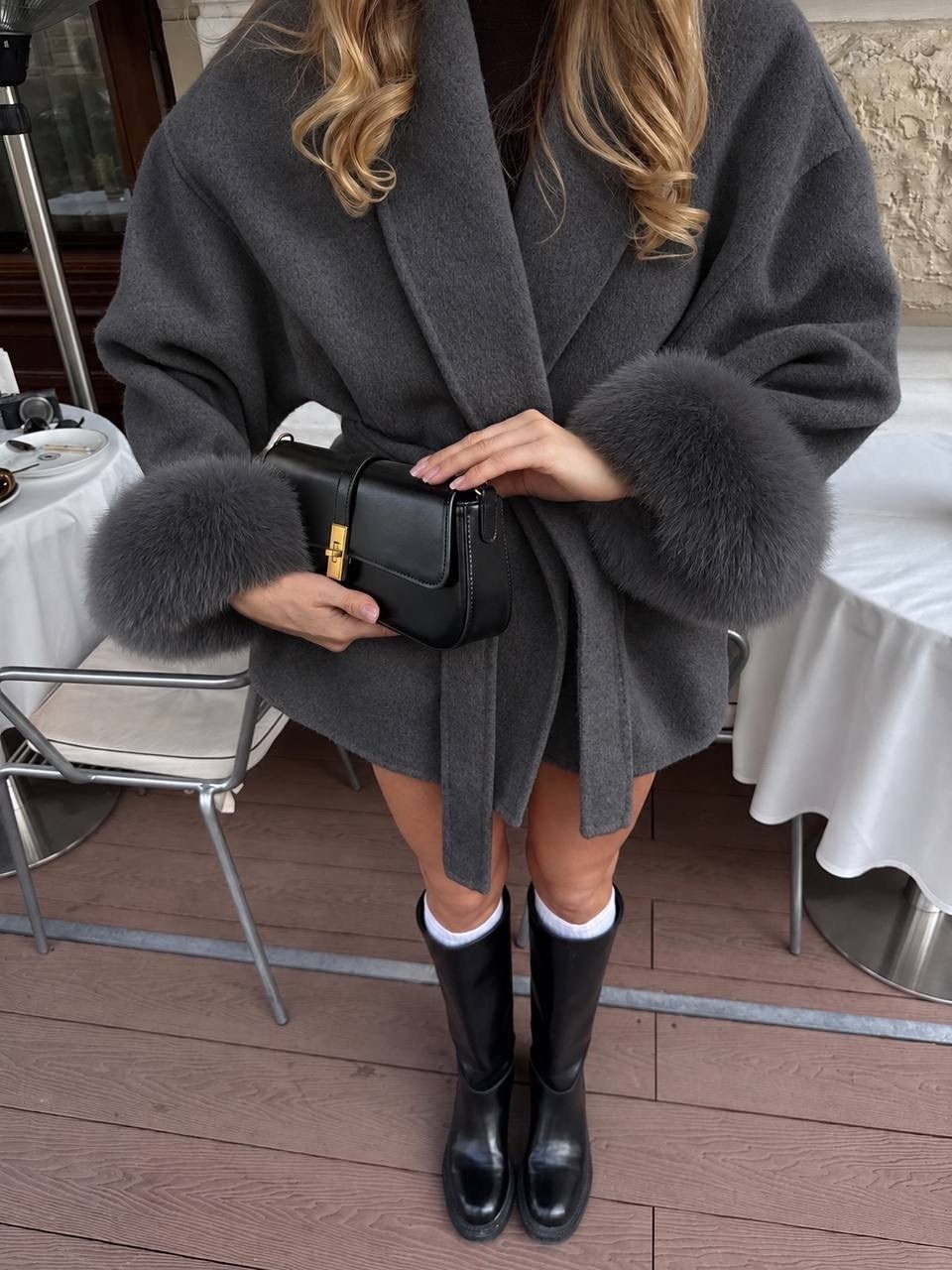 пальто с мехом,пальто женское с мехом,пальто с натуральным мехом,пальто с мехом на рукавах,пальто женское с натуральным мехом
