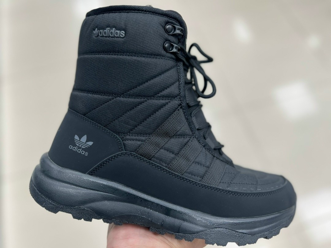 дутики adidas,дутики ,зимняя женская ,,адидас дутики