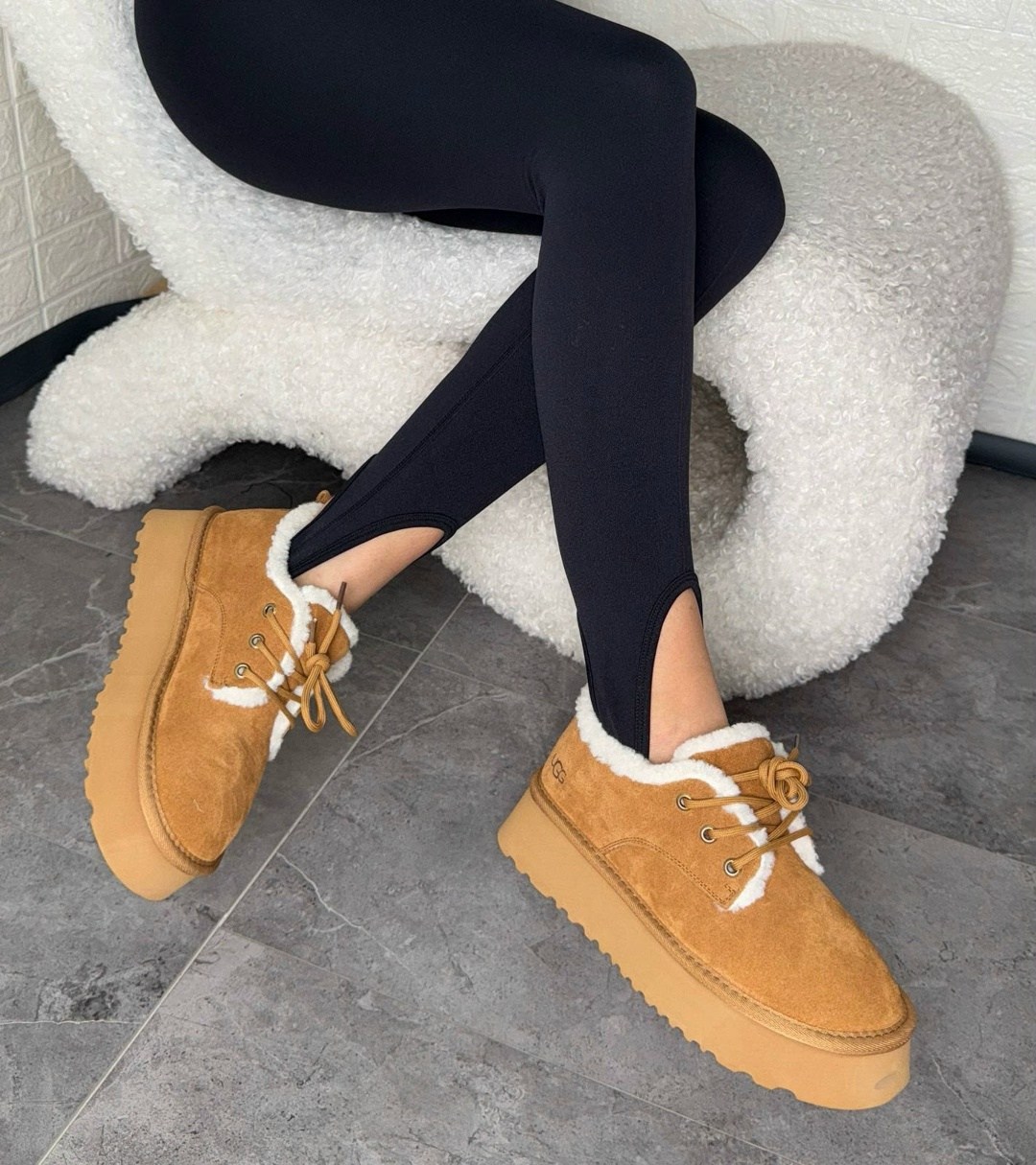 ,угги женские,ботинки зимние с мехом на платформе ugg,ботинки зимние с мехом на платформе ugg цвет верблюжий,угги