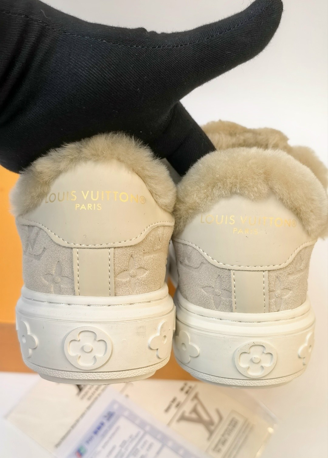 кроссовки женские louis vuitton,кроссовки louis vuitton,louis vuitton зимние кроссовки,кеды louis vuitton,кеды louis vuitton time out зимние бежевые