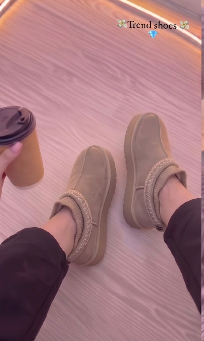 угги зимние на платформе с натуральным мехом brash shoes,угги зимние на платформе с натуральным мехом brash shoes цвет бежевый,женские угги,угги натуральные короткие с носком на платформе ango shoes,у