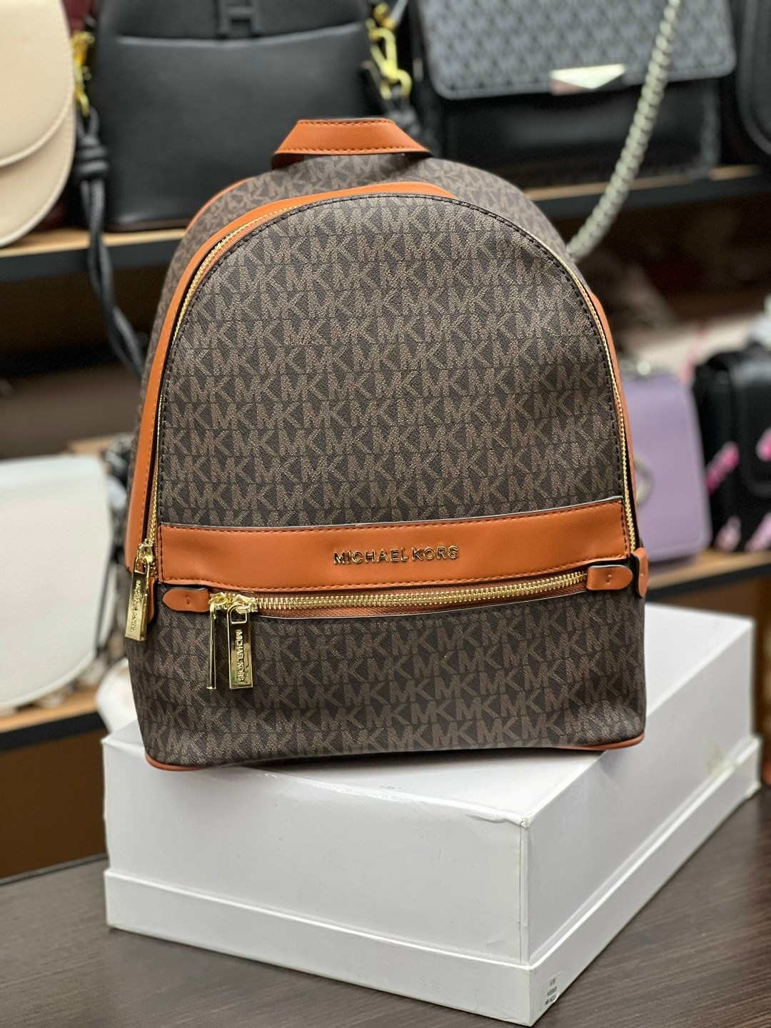 женский рюкзак michael kors,рюкзак michael kors,рюкзак,женские рюкзаки,кожаные рюкзаки