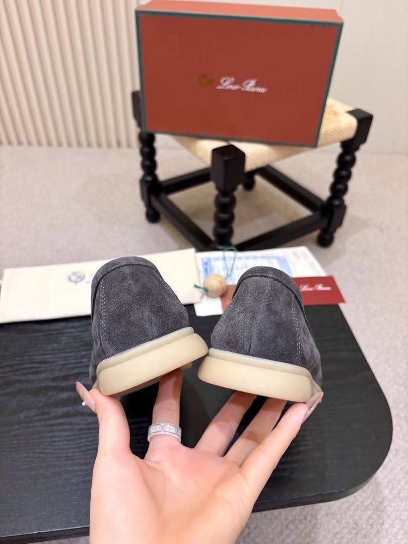 лоферы мужские loro piana,мужские замшевые лоферы loro piana summer walk grey,loro piana мужские замшевые лоферы summer walk,лоферы loro piana,лоферы из натуральной замши loro piana