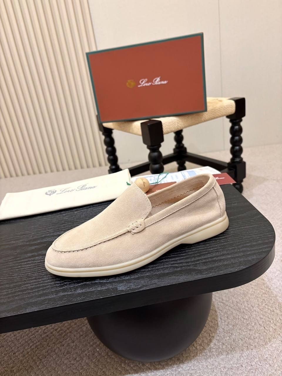 лоферы из натуральной замши loro piana,лоферы из натуральной замши loro piana premium shoes,лоферы loro piana,loro piana мужские лоферы,лоферы loro piana женские