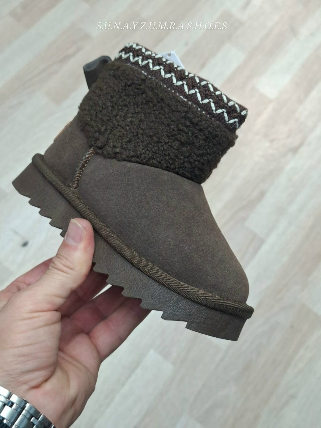 ,угги,угги женские,угги женские ugg,водонепроницаемые замшевые ботинки classic mini ii ugg серый