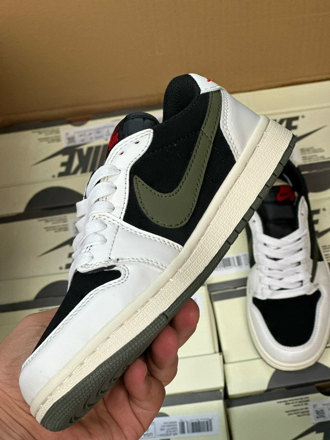 кроссовки nike air jordan 1 low x travis scott,кроссовки nike air jordan 1 low,nike air jordan 1 low,nike air jordan 1 low x travis scott,кроссовки мужские nike air jordan 1