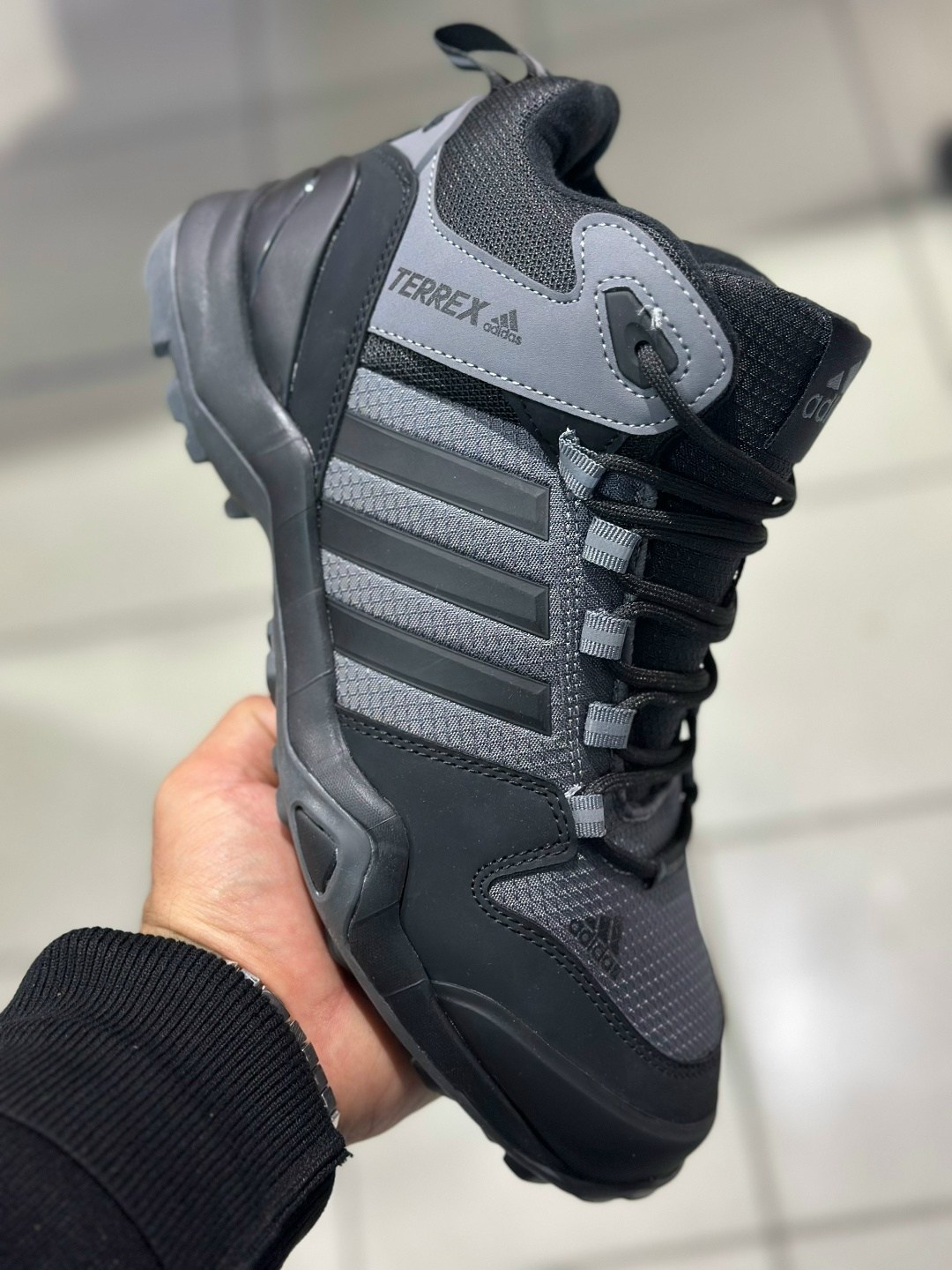кроссовки мужские зимние(термо) adidas terrex,кроссовки adidas terrex,кроссовки adidas terrex black зимние из кожи,зимние кроссовки adidas terrex,зимние кроссовки adidas