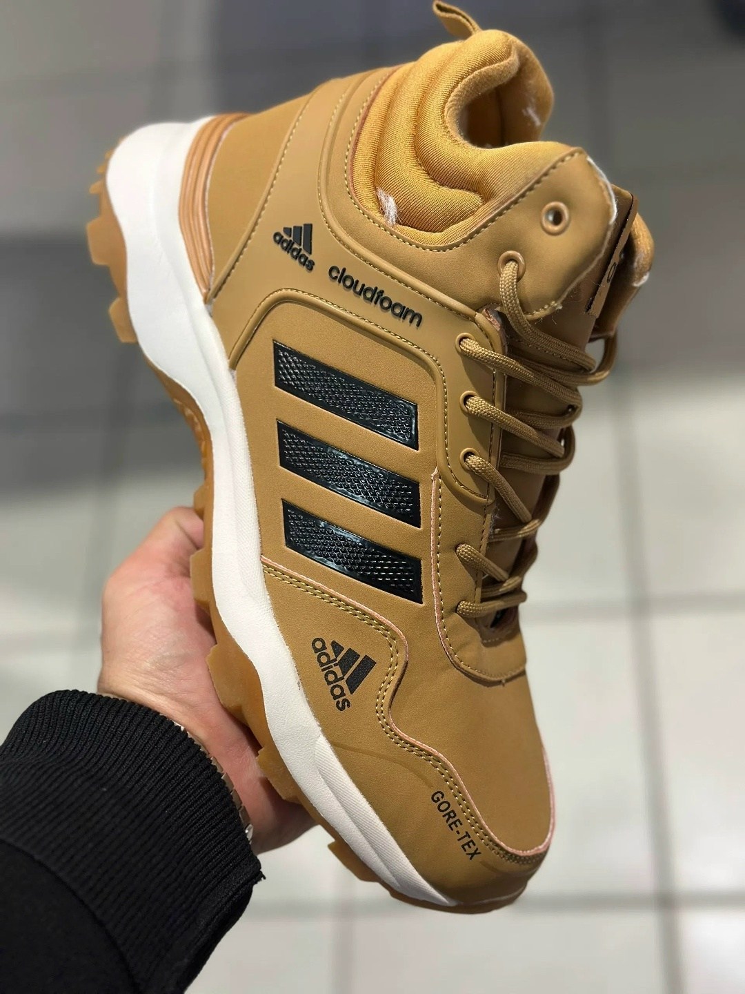кроссовки мужские зимние adidas,зимние кроссовки adidas,кроссовки мужские adidas зимние с мехом,кроссовки adidas,кроссовки зимние adidas terrex