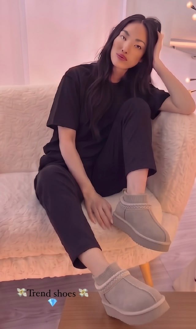 угги зимние на платформе с натуральным мехом brash shoes,угги зимние на платформе с натуральным мехом brash shoes цвет бежевый,женские угги,угги натуральные короткие с носком на платформе ango shoes,у
