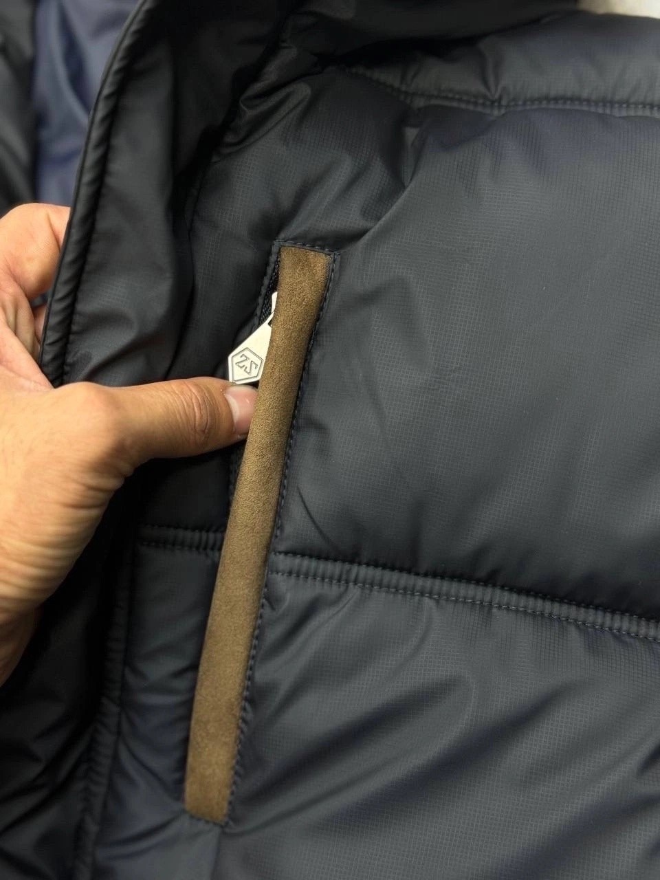 мужская зимняя куртка,пуховик мужской burberry,пуховик burberry,мужской брендовый пуховик,мужская демисезонная куртка