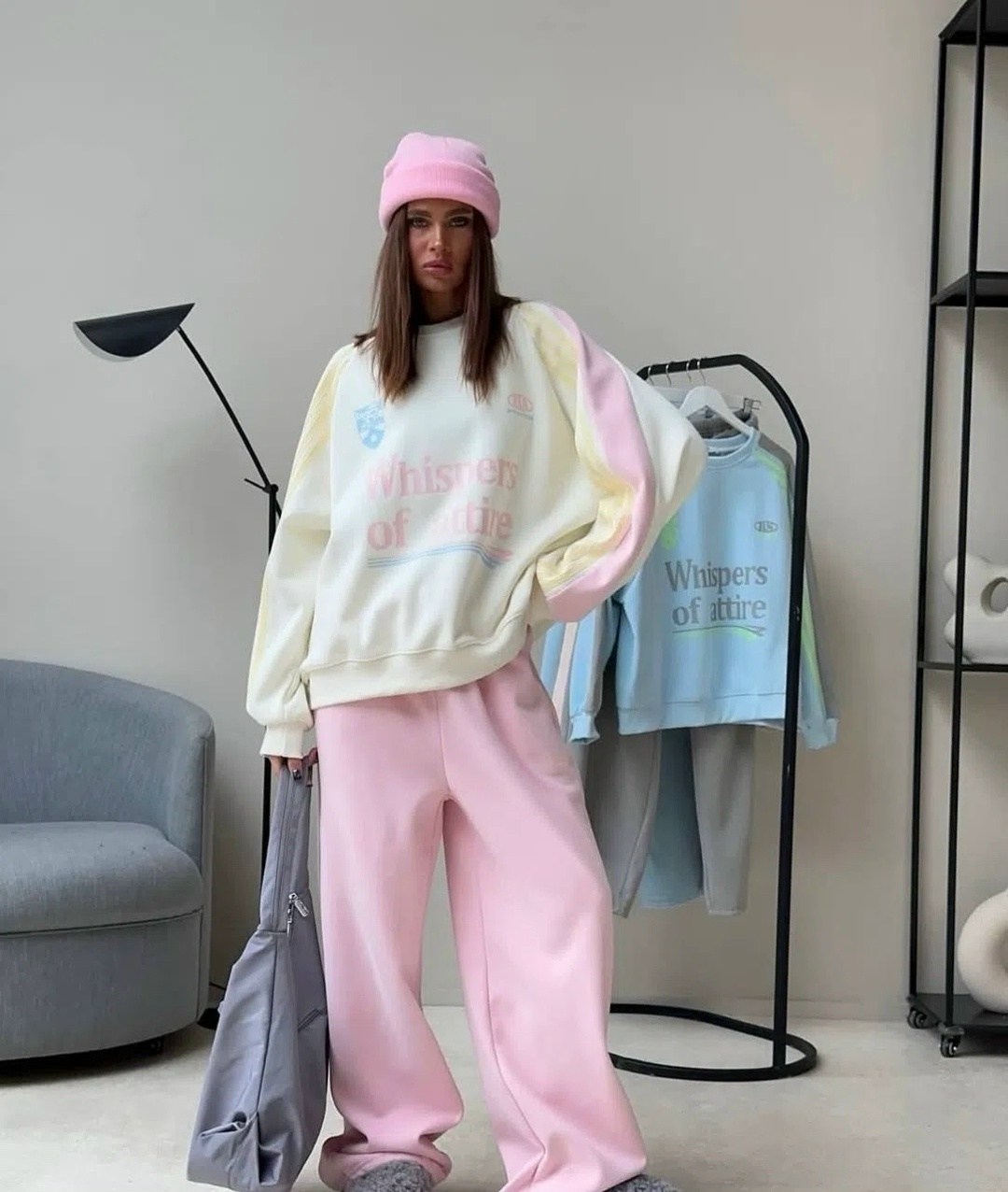 спортивный костюм женский оверсайз,свитшот attire свободного кроя,спортивные костюмы женские,женские костюмы оверсайз,брюки оверсайз