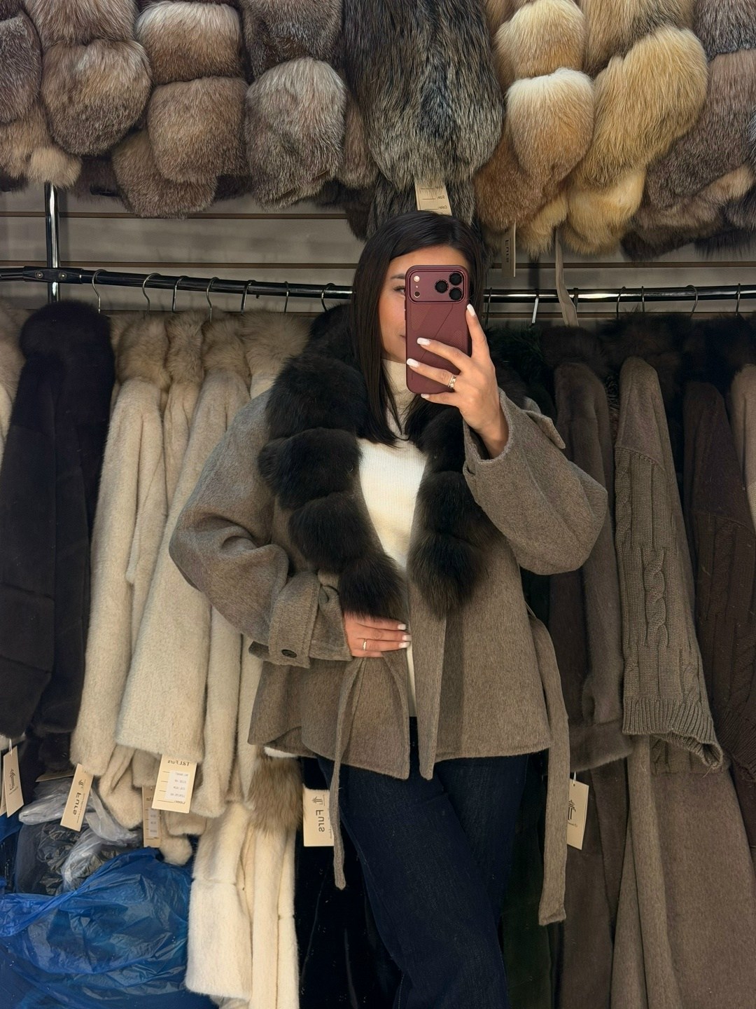 пальто с мехом,полупальто с мехом,пальто зимнее,пальто с песцом,пальто с меховым воротником