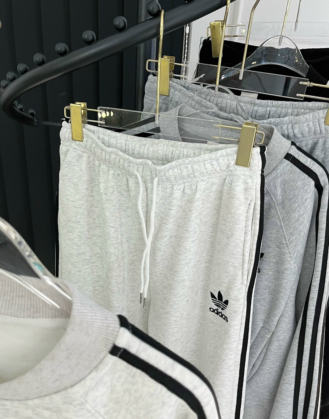 спортивный костюм adidas,костюм спортивный adidas originals костюм,спортивные костюмы адидас,спортивный костюм adidas originals,костюм адидас