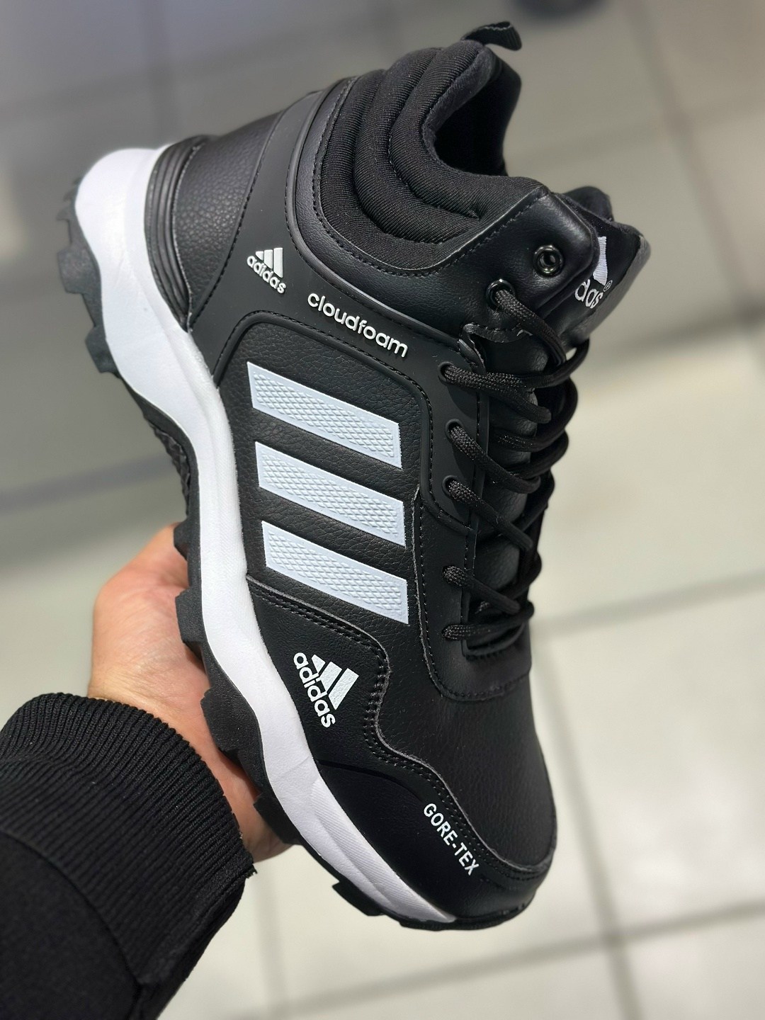 мужские кроссовки adidas,кроссовки adidas,зимние кроссовки adidas,мужской кроссовки,кроссовки