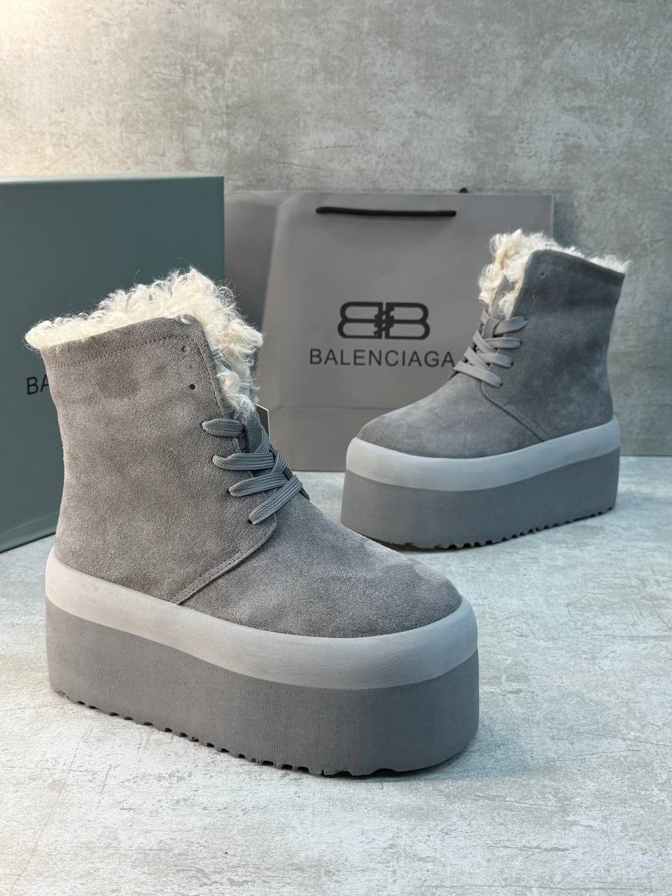 ,ботинки зимние женские ugg замшевые на платформе,женские зимние ботинки на толстой подошве 2026 года,женская ,ботинки зимние с мех