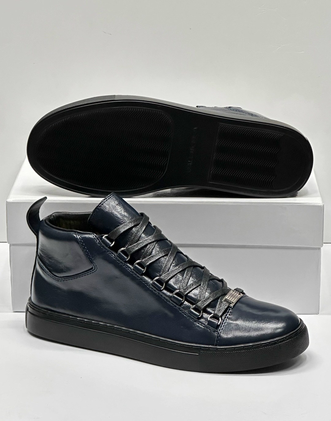 баленсиага ,,balenciaga arena high top sneakers black size 44,balenciaga ,balenciaga arena black