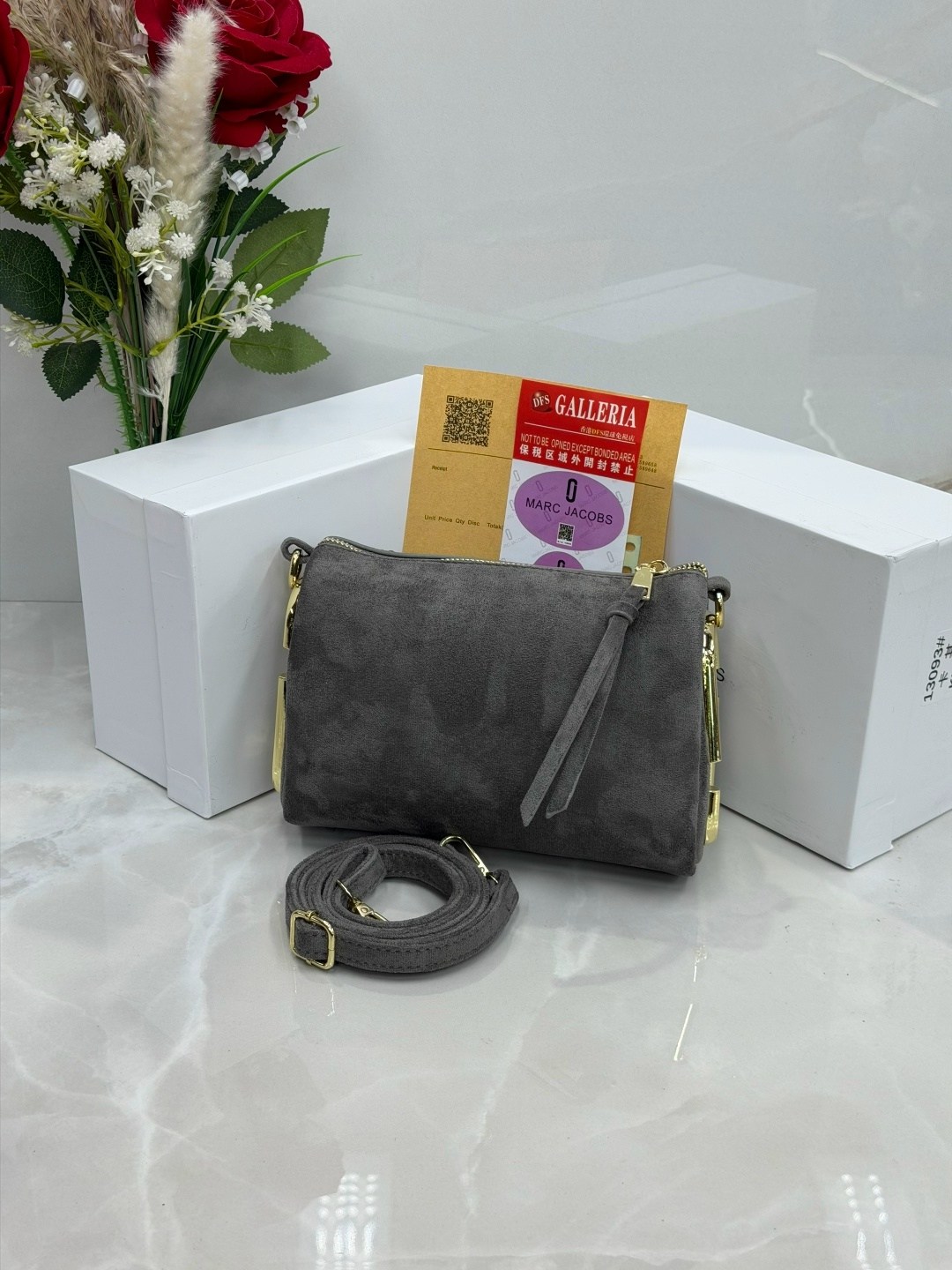 сумка marc jacobs 25-16 см натуральная замша,женская сумка marc jacobs из натуральной замши,сумка из натуральной замши marc jacobs,сумка женская marc jacobs замшевая,сумка marc jacobs из замши