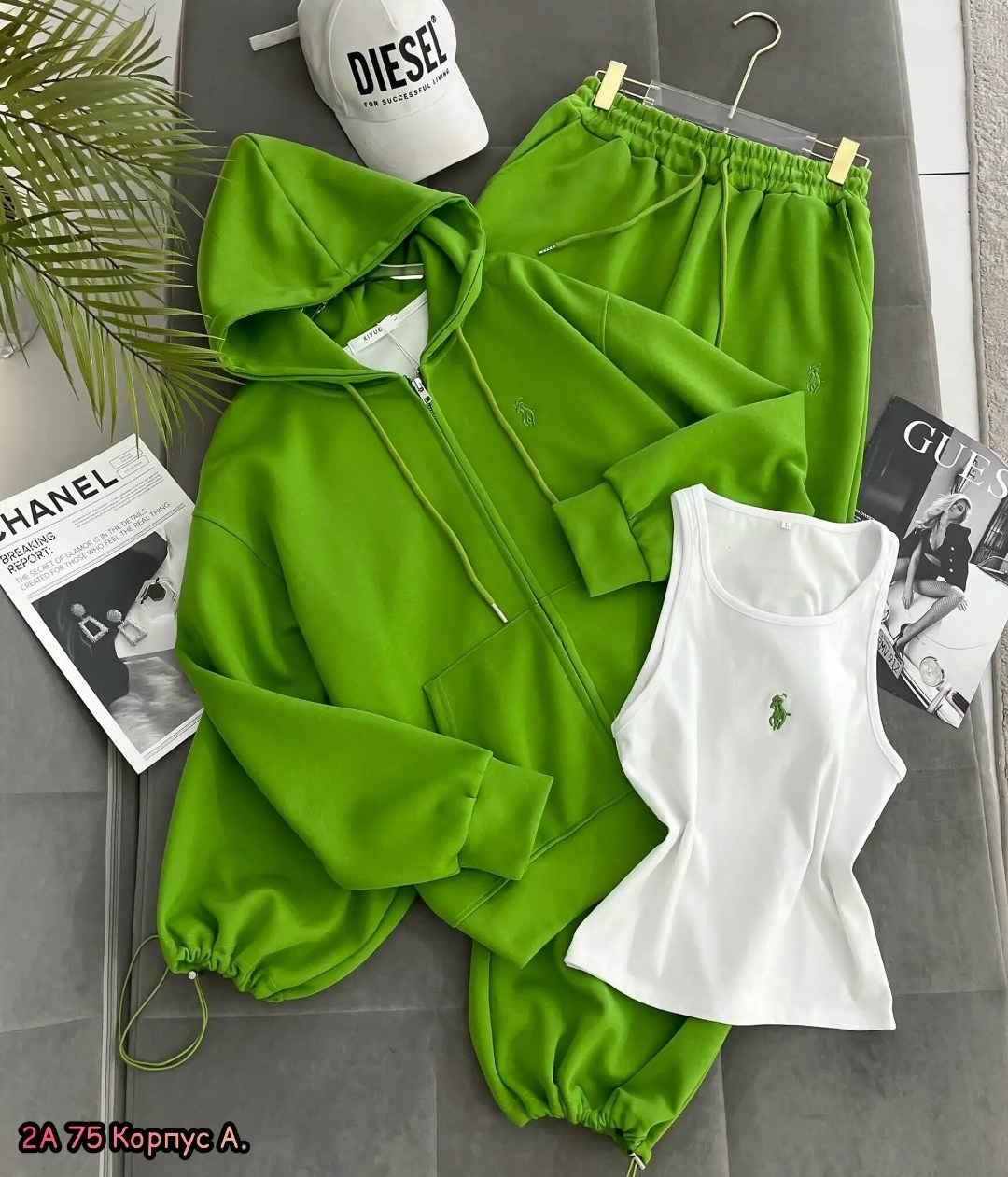 костюм женский,трикотажные костюмы,костюм на флисе,спортивные костюм,женские спортивные костюмы