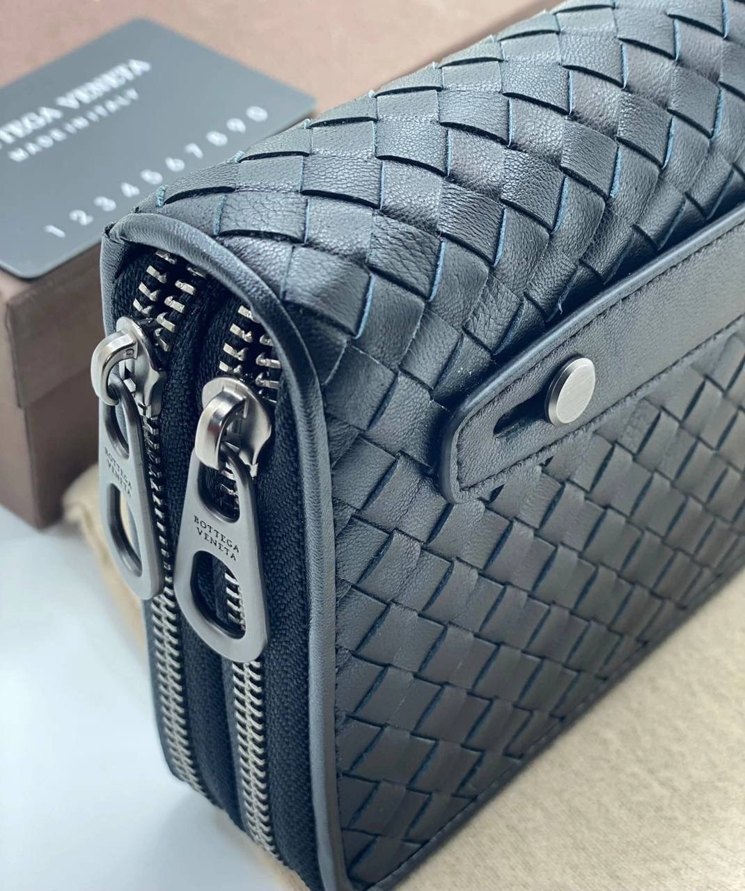 мужской кошелек bottega veneta,мужское портмоне bottega veneta,bottega veneta кошелек,bottega veneta портмоне,кожаный клатч bottega veneta