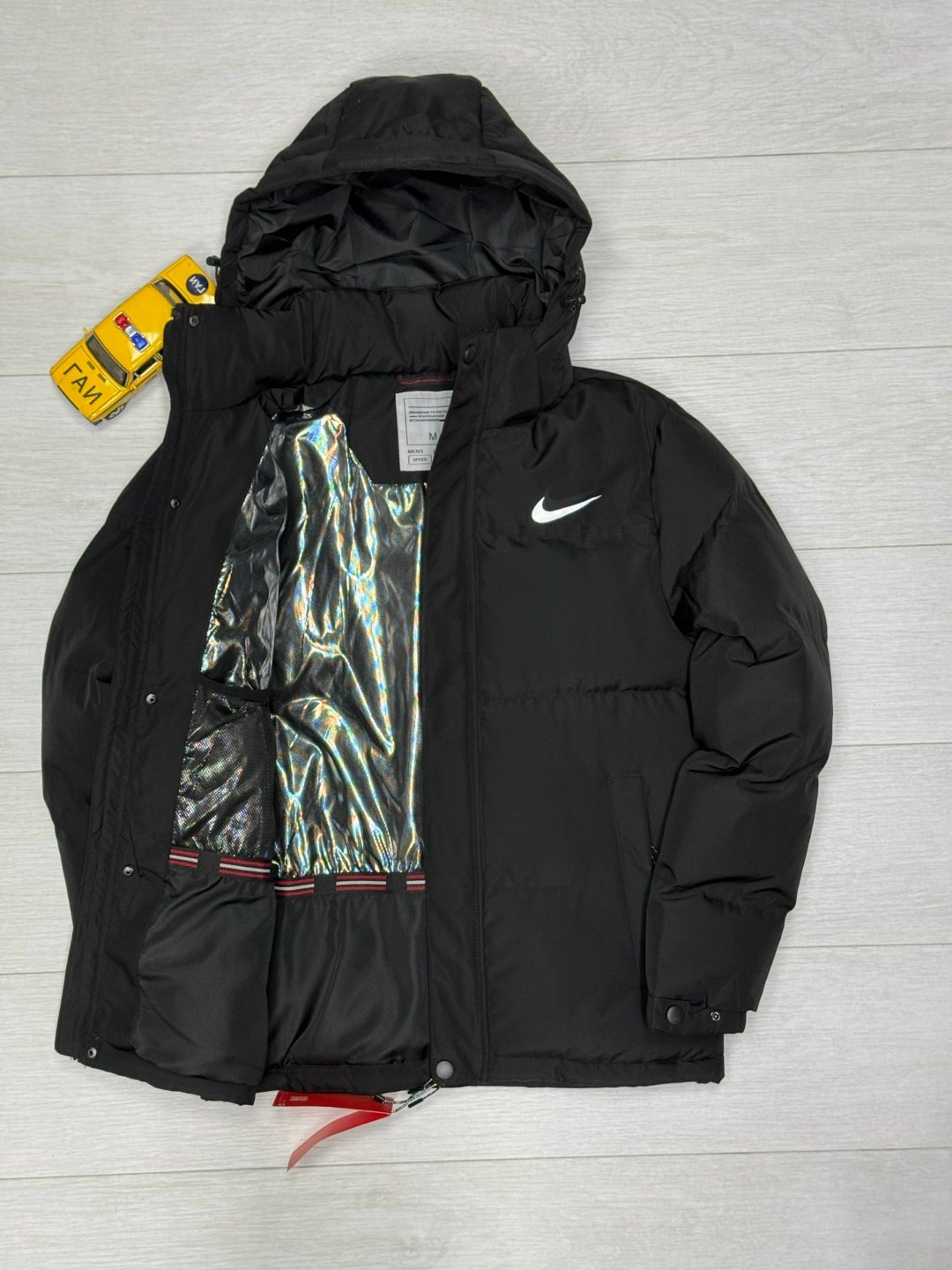бежевая куртка мужская,куртка зимняя мужская,куртка nike зимняя,пуховик мужской nike,мужская зимняя куртка nike