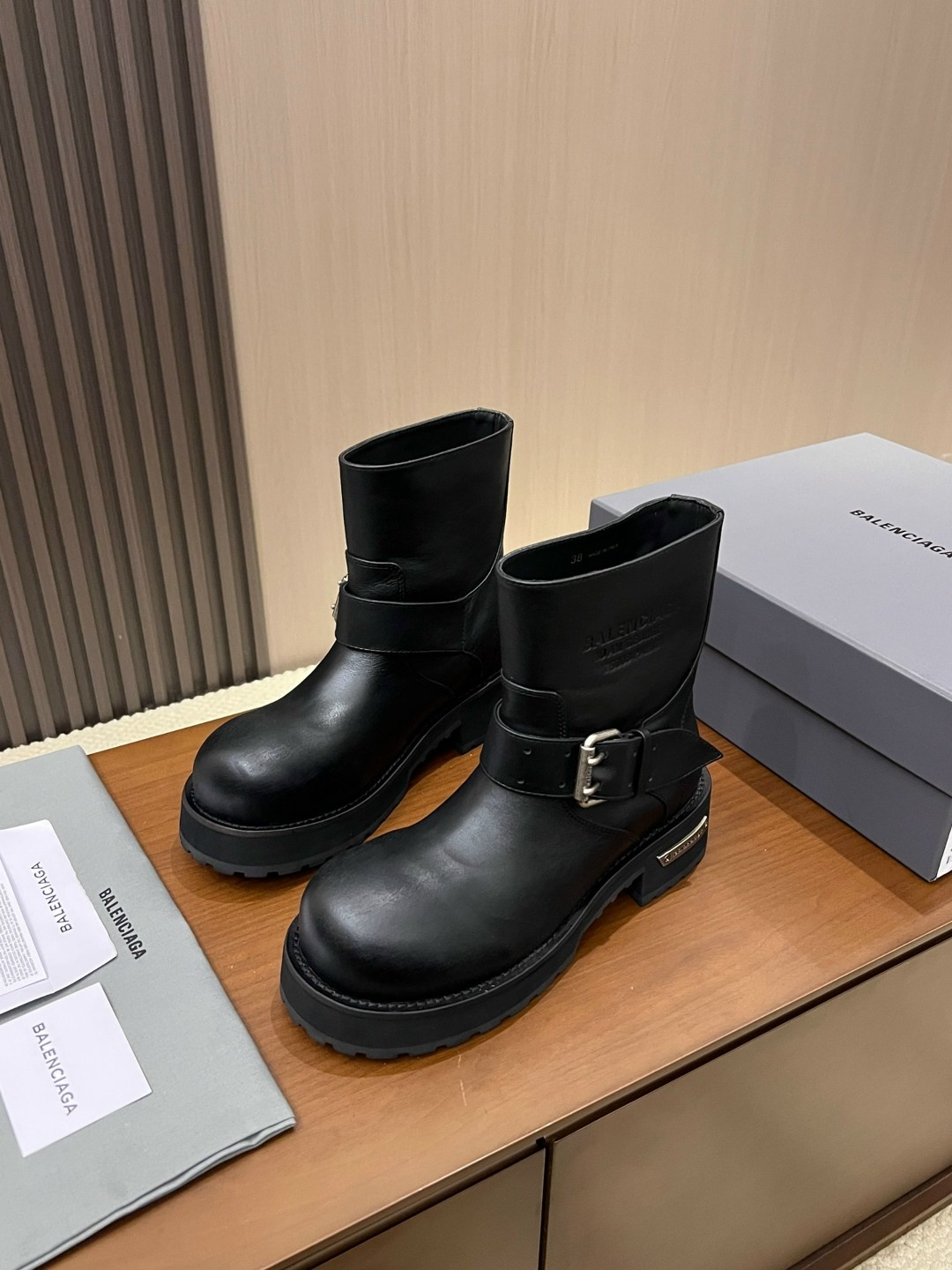 сапоги balenciaga,,ботинки balenciaga,ботинки женские,ботинки miu miu