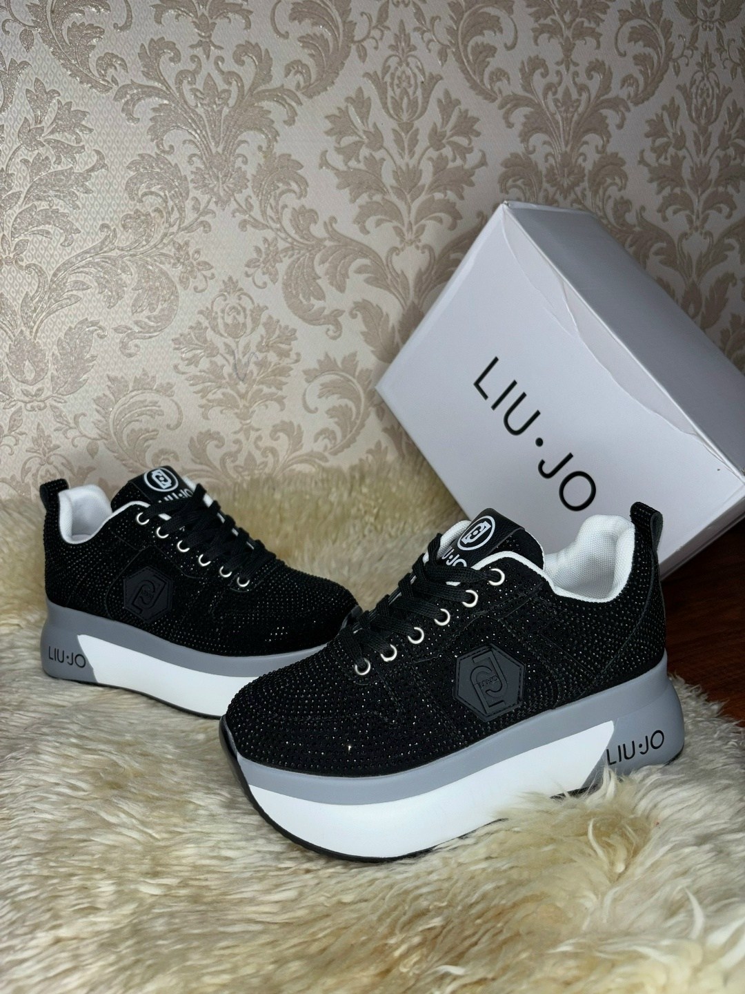 ,женские кроссовки,кроссовки liu jo,кроссовки liu jo женские, женская