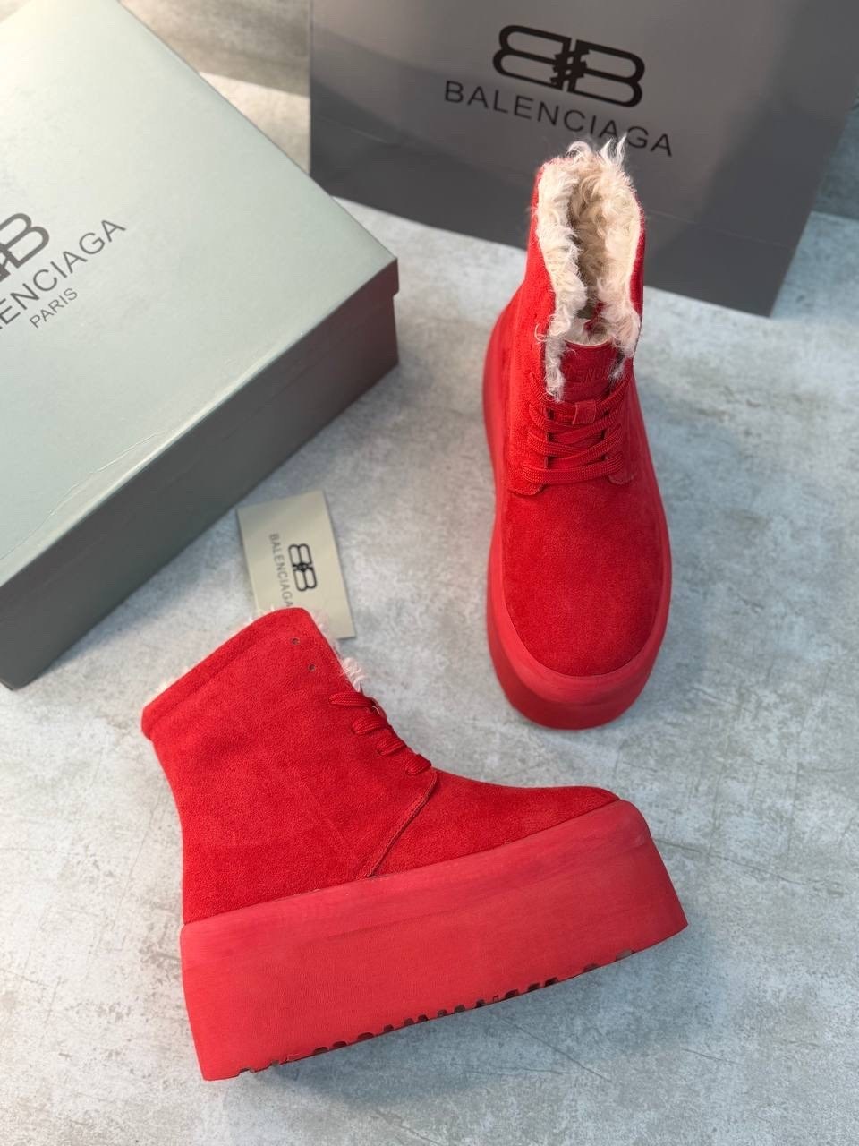 ,ботинки зимние женские ugg замшевые на платформе,женские зимние ботинки на толстой подошве 2026 года,женская ,ботинки зимние с мех