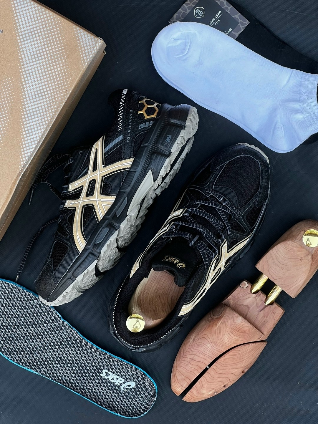 кроссовки asics gel-kahana 8,кроссовки asics,мужские летние кроссовки asics gel kahana 8 с черным золотом,кроссовки мужские asics,кроссовки мужские asics gel-kahana 8