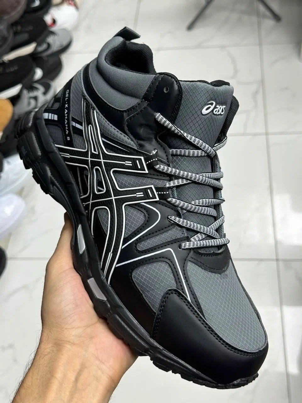 зимние кроссовки asics gel-kahana 8 hi,кроссовки зимние gel-kahana 8 спортивные высокие asics,кроссовки мужские зимние asics,зимние кроссовки asics,asics кроссовки мужские