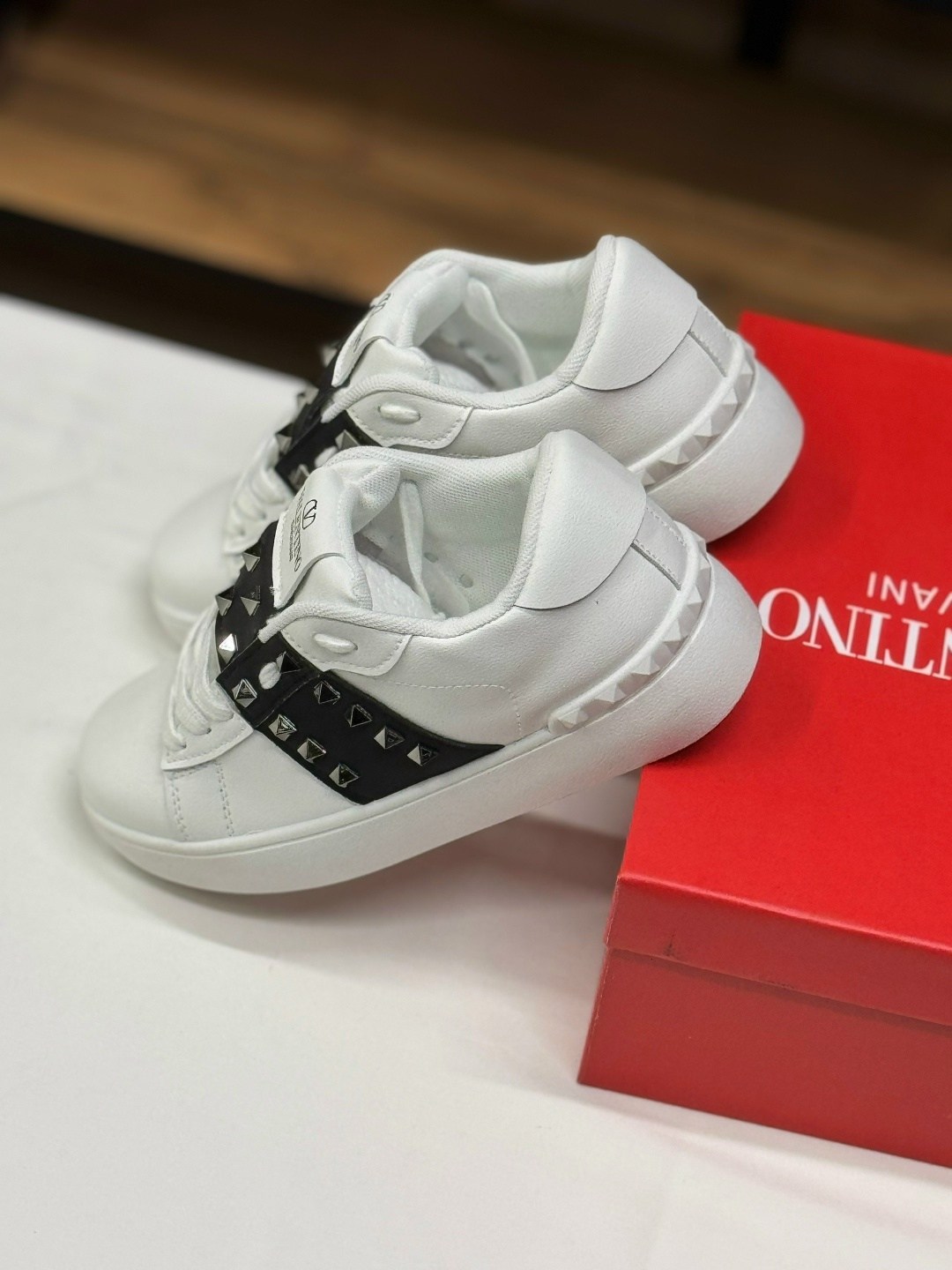 valentino кроссовки,,женские кроссовки valentino,валентино кроссовки женские,valentino кеды
