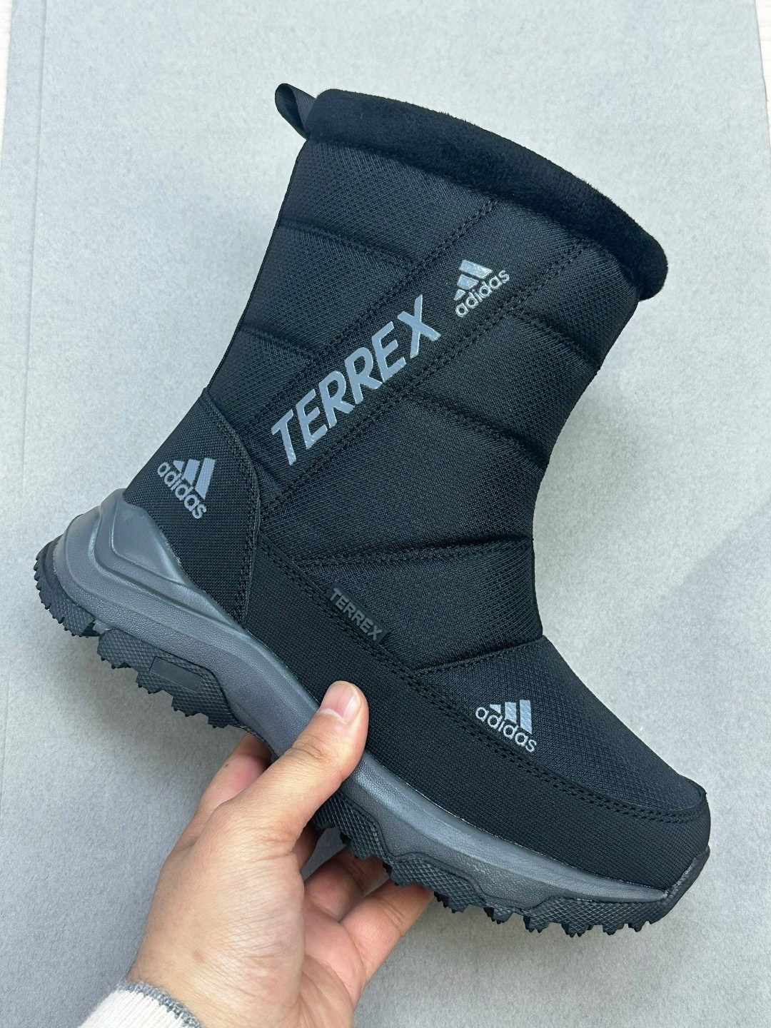 дутики зимние на меху adidas terrex,дутики сапоги короткие зимние адидас adidas terrex,дутики adidas,дутики adidas зимние непромокаемые,зимние сапоги adidas