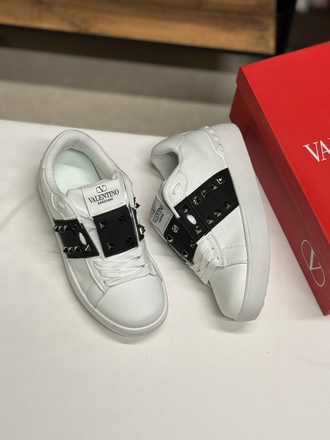 valentino кроссовки,,женские кроссовки valentino,валентино кроссовки женские,valentino кеды