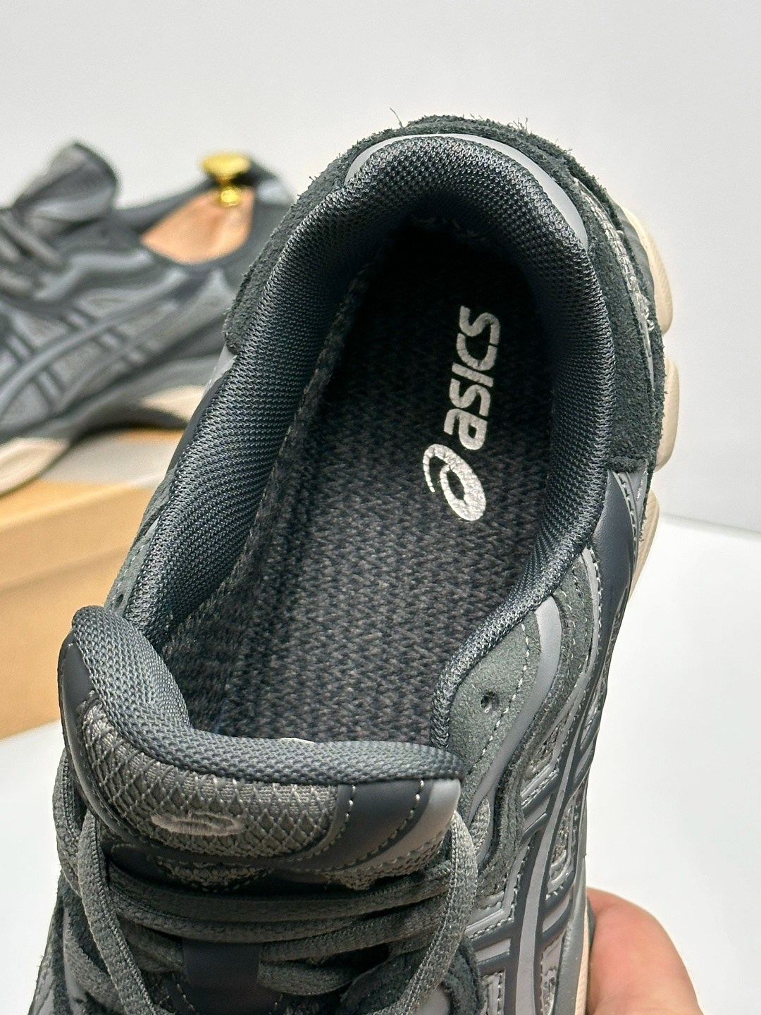 мужские кроссовки asics,кроссовки asics gel-nyc,кроссовки asics,кроссовки asics gel,спортивные кроссовки asics gel nyc asics цвет серый черный