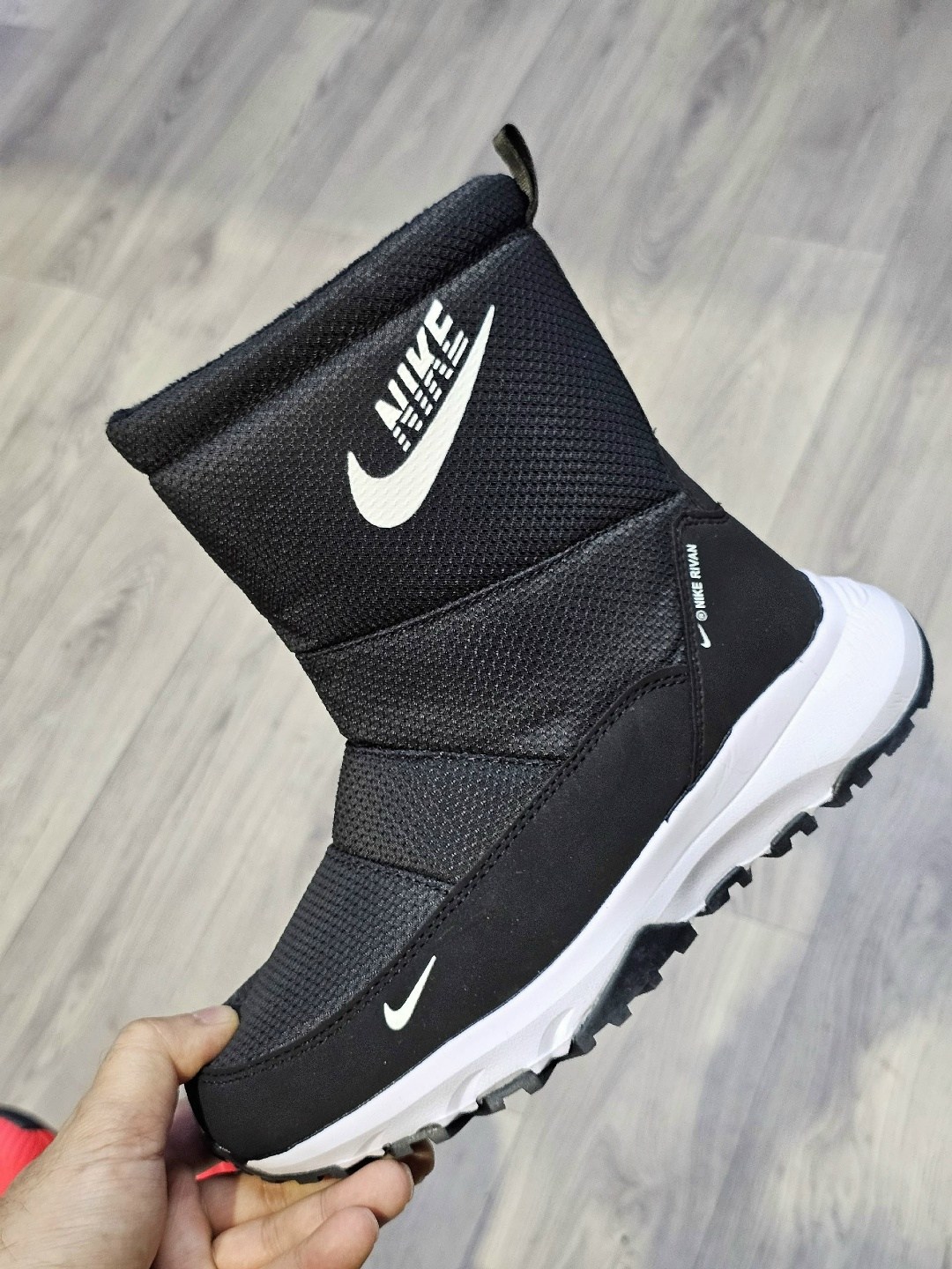 дутики nike мужские зимние,зимние сапоги nike,мужские дутики 2330-1 черные,дутики nike,зимние сапоги дутики nike