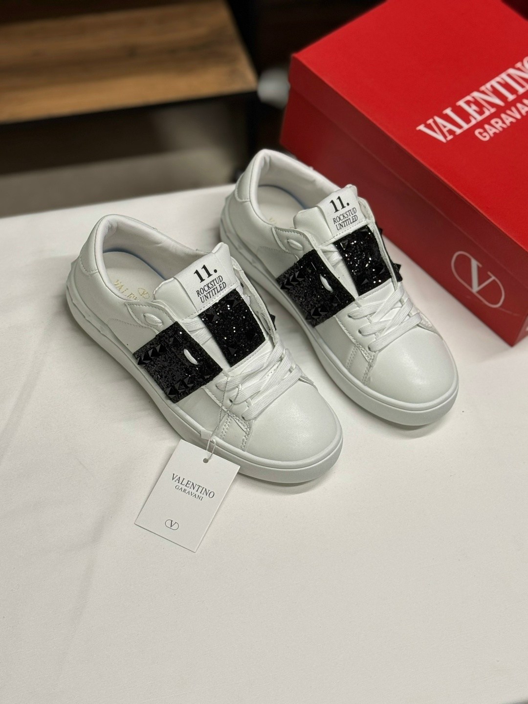 ,valentino кроссовки,valentino кроссовки женские,кеды valentino,кеды валентино женские