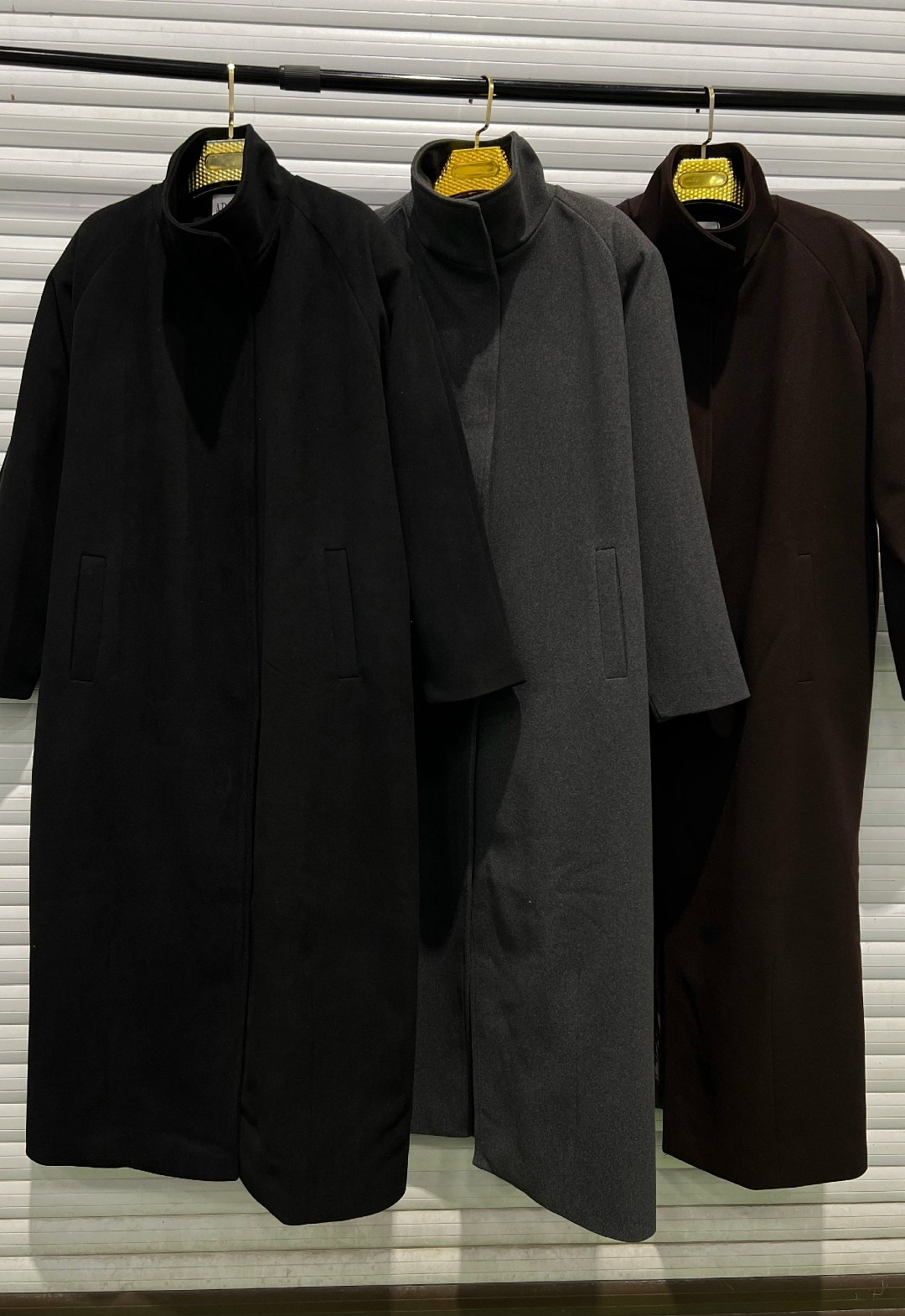 длинное пальто с воротником-стойкой шоколадного цвета asos design,пальто оверсайз,стильное пальто,длинное пальто,пальто