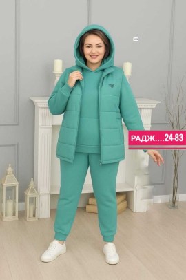 Костюм