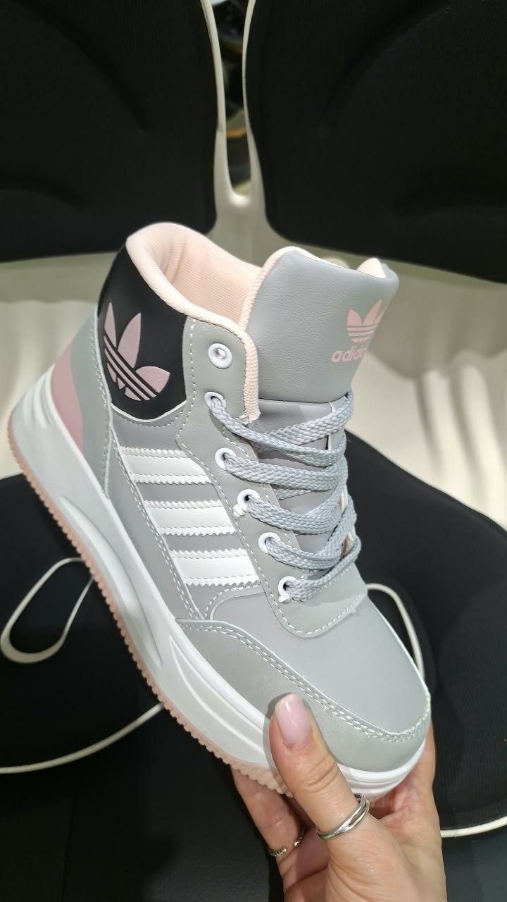 ,зимние кроссовки adidas retropy f2 hi,кроссовки,зимние женские кроссовки,высокие кроссовки
