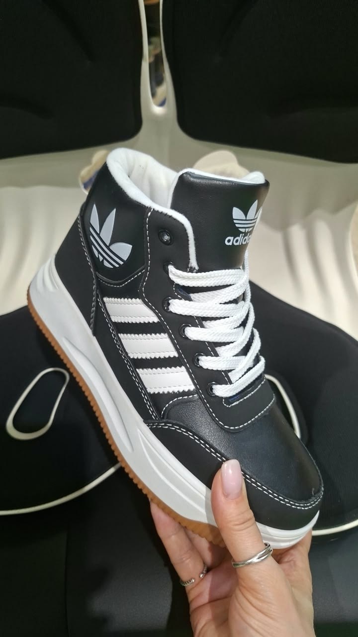 ,зимние кроссовки adidas retropy f2 hi,кроссовки,зимние женские кроссовки,высокие кроссовки