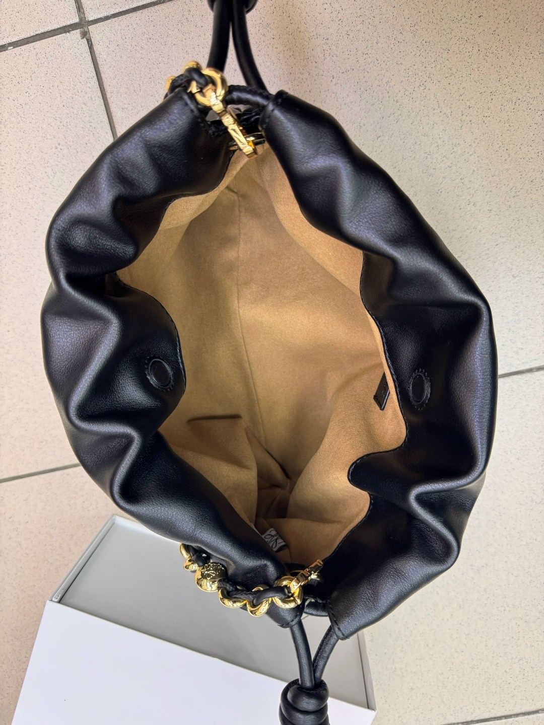 сумка loewe,сумка,женская сумка,модная сумка,сумки клатч