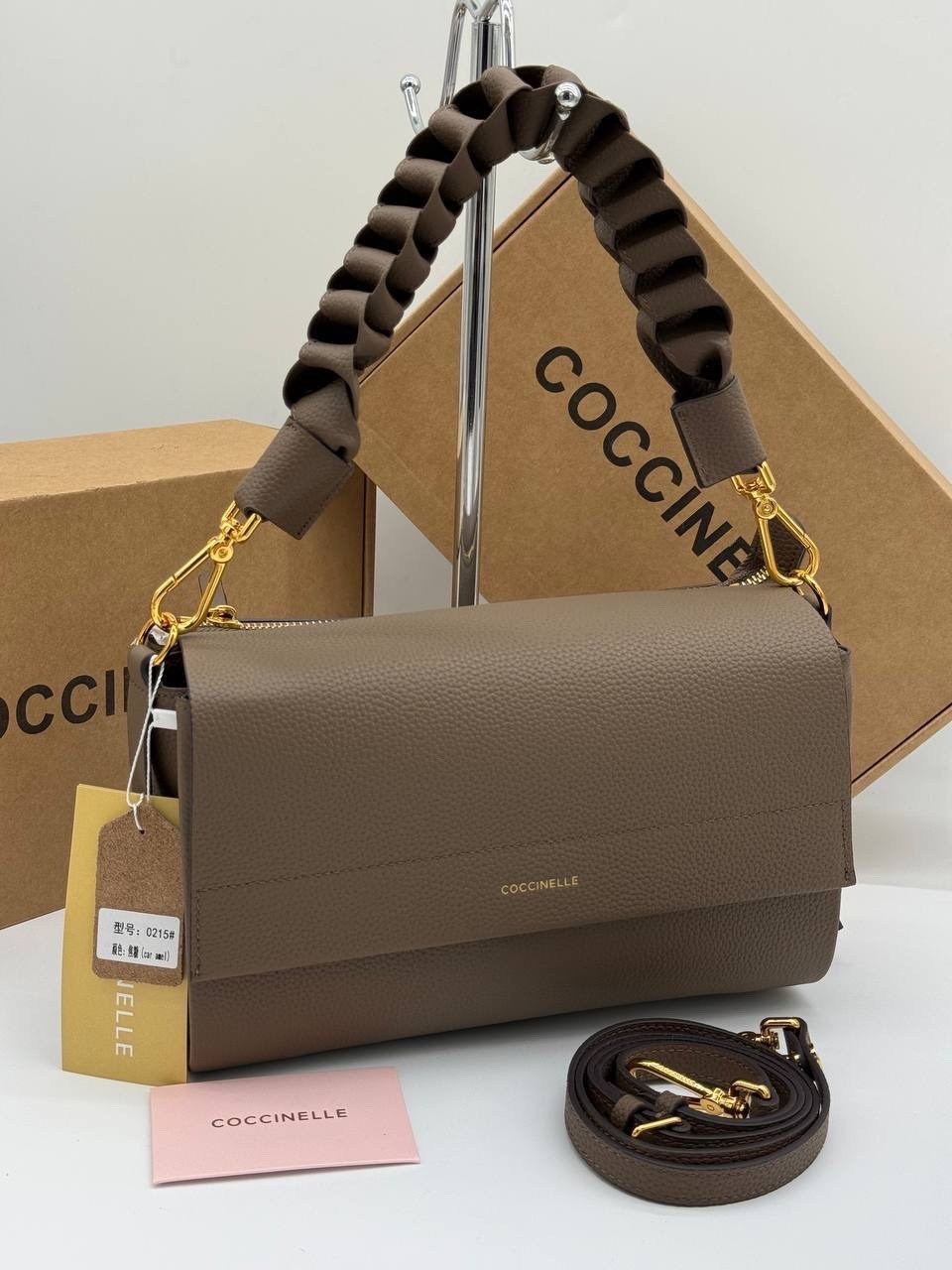 сумка coccinelle,сумка женская coccinelle,coccinelle сумка на плечо,женская сумка,сумка