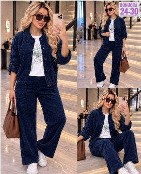 Костюм