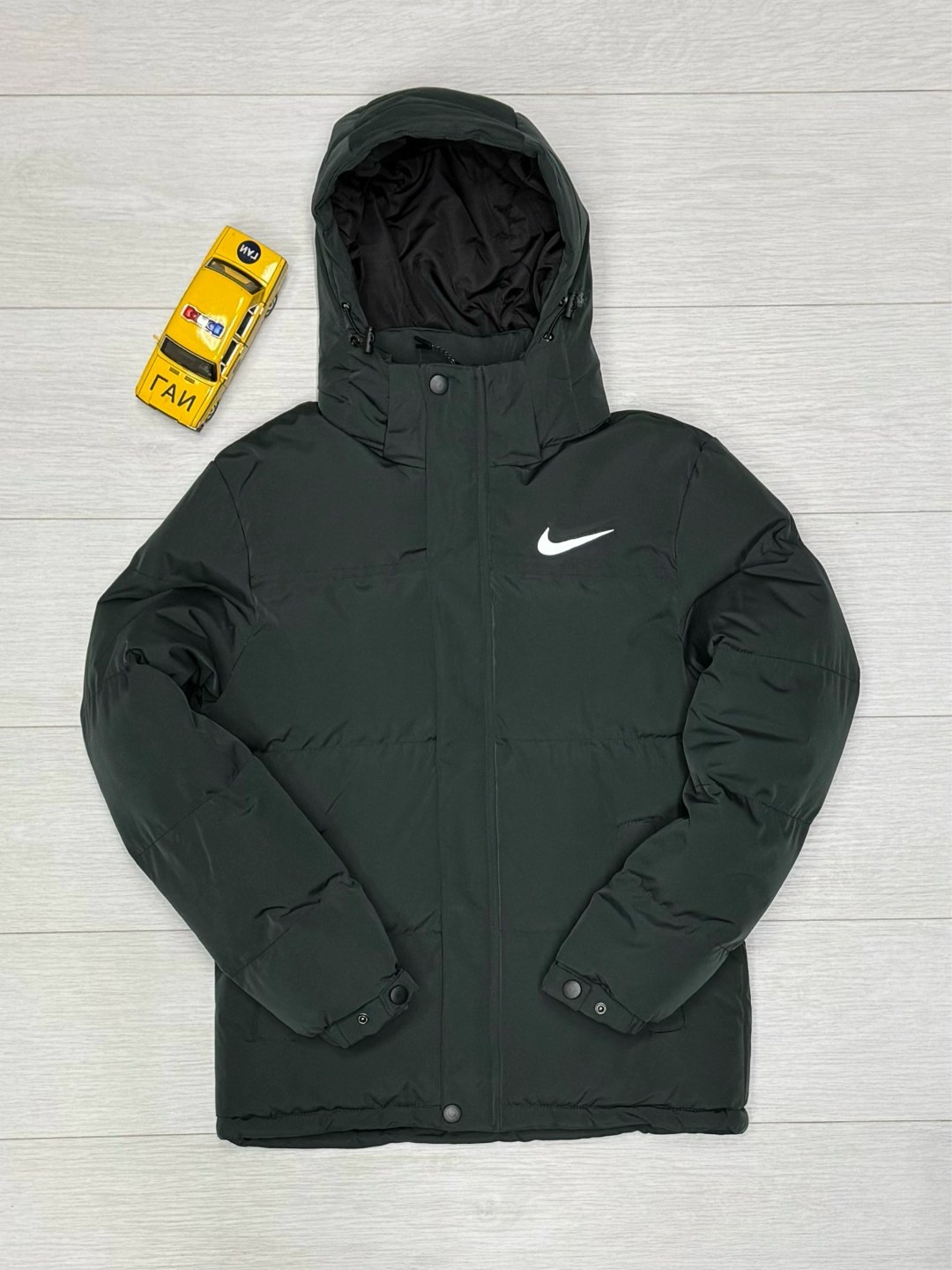 бежевая куртка мужская,куртка зимняя мужская,куртка nike зимняя,пуховик мужской nike,мужская зимняя куртка nike