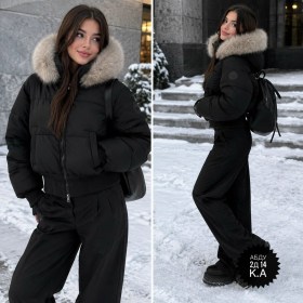 Костюм