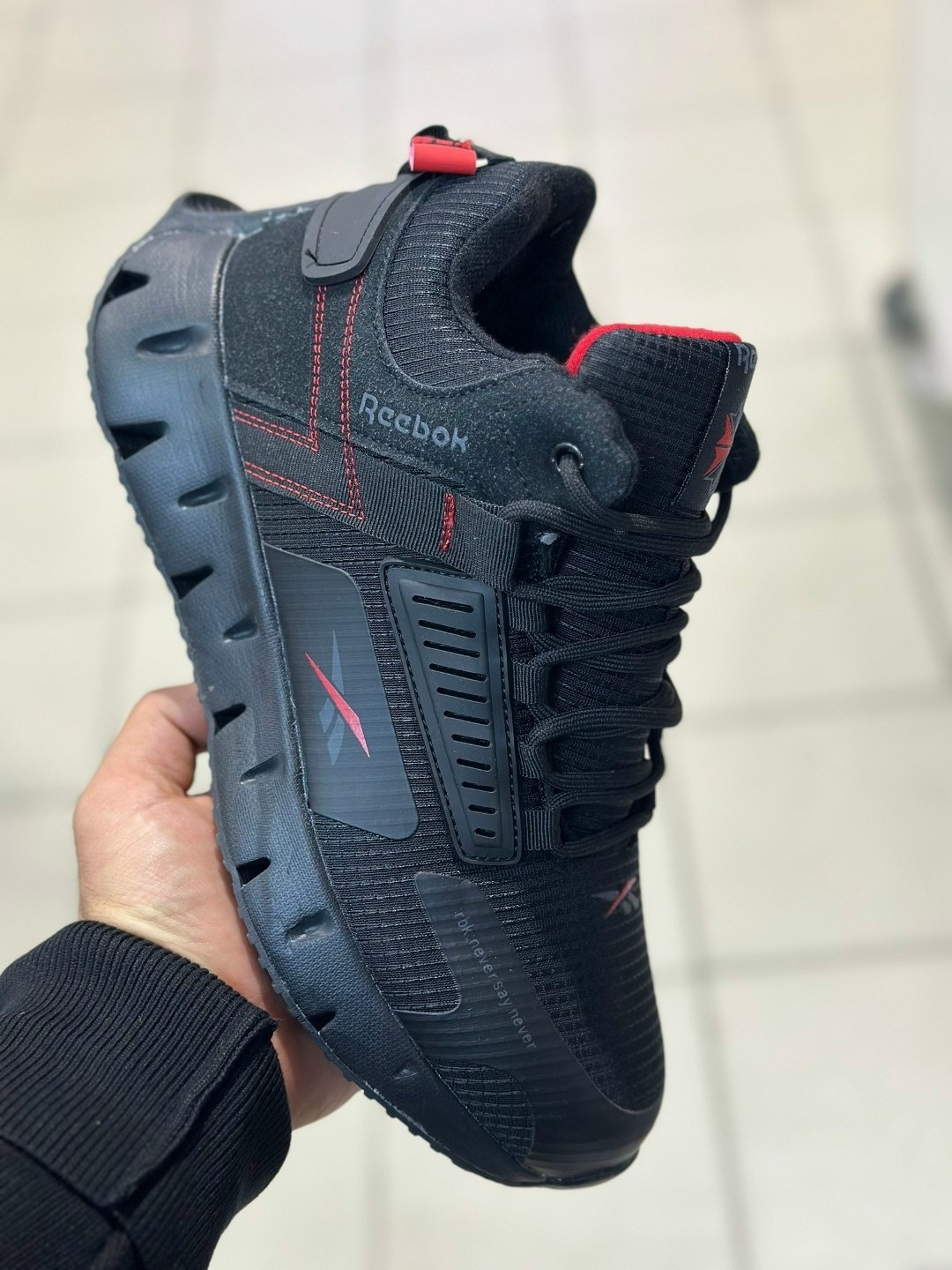 кроссовки мужские reebok,кроссовки мужские reebok classic,кроссовки мужские reebok zig kinetica,кроссовки reebok,кроссовки reebok zig kinetica