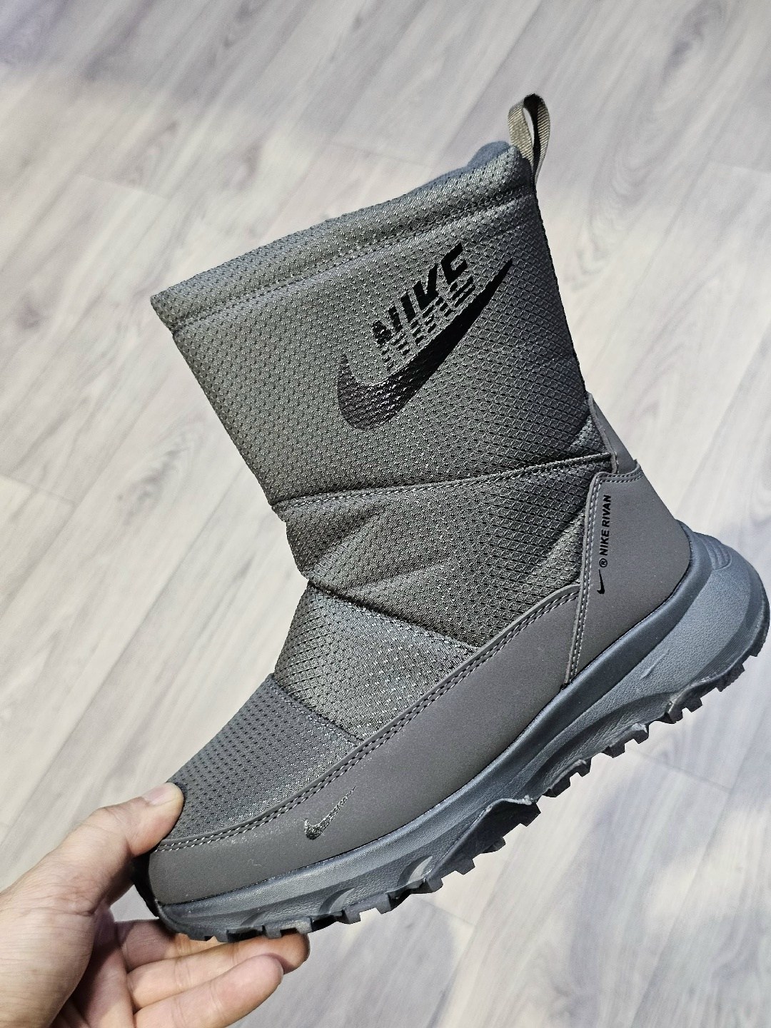 дутики nike мужские зимние,зимние сапоги nike,мужские дутики 2330-1 черные,дутики nike,зимние сапоги дутики nike